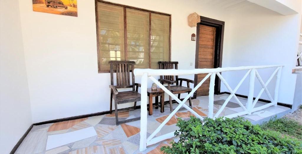 Paradise Beach Resort 4*