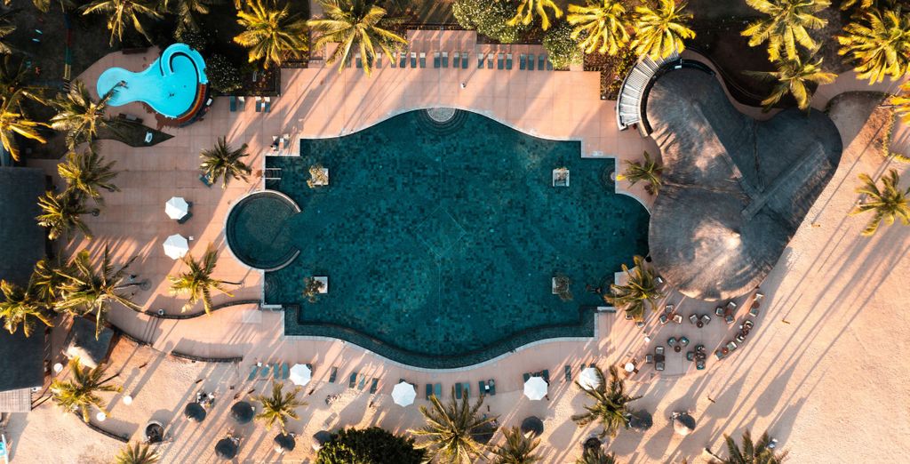 Outrigger Mauritius Beach Resort 4*S