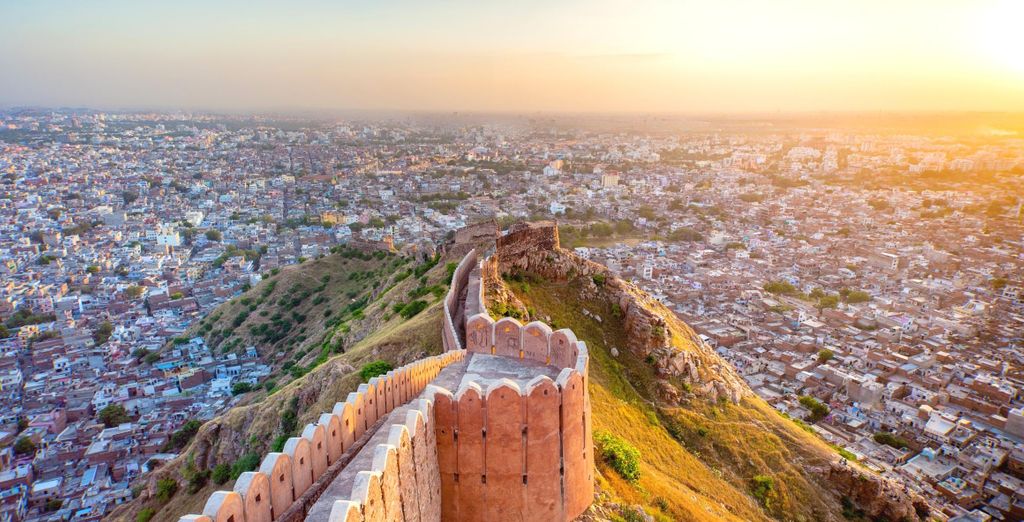 Tour di 10 notti tra i Paesi dei templi