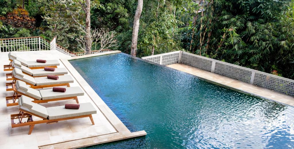 Dinara Ubud 4*, The Acala Shri Sedana 4* e Sini Vie Resort Seminyak 5*