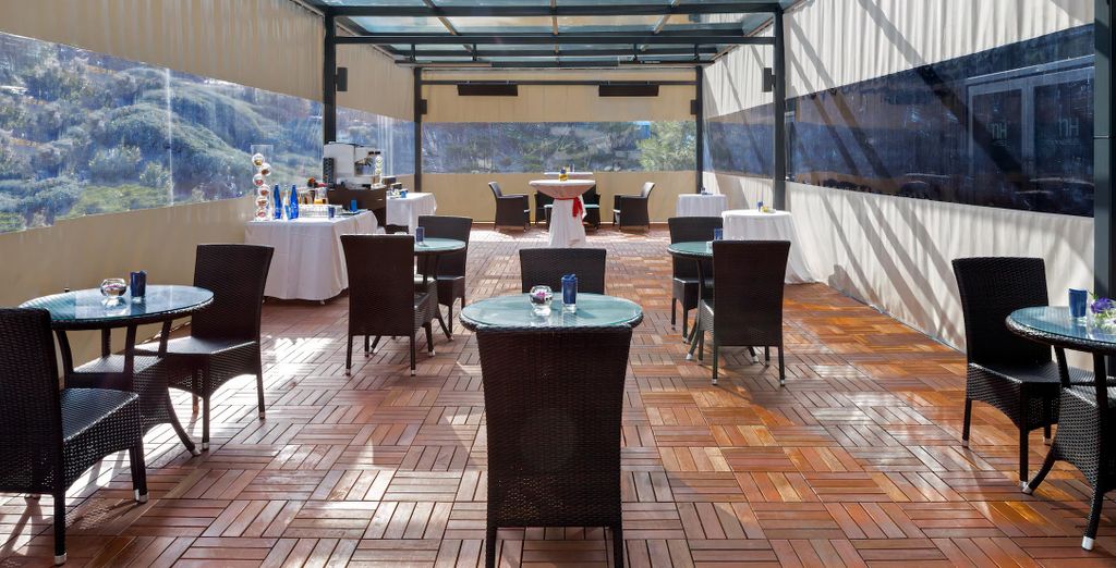 NH Madrid Ribera del Manzanares 4*