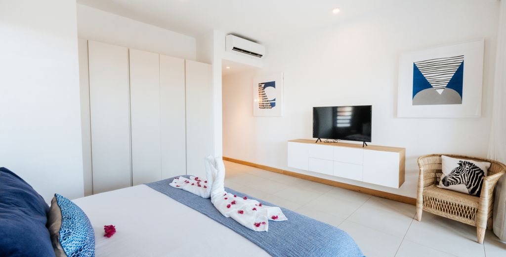Mythic Suites & Villas 5*
