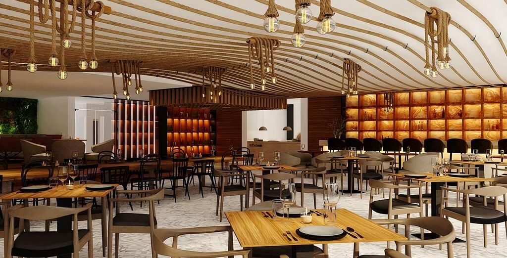 Radisson Beach Resort Larnaca 4*