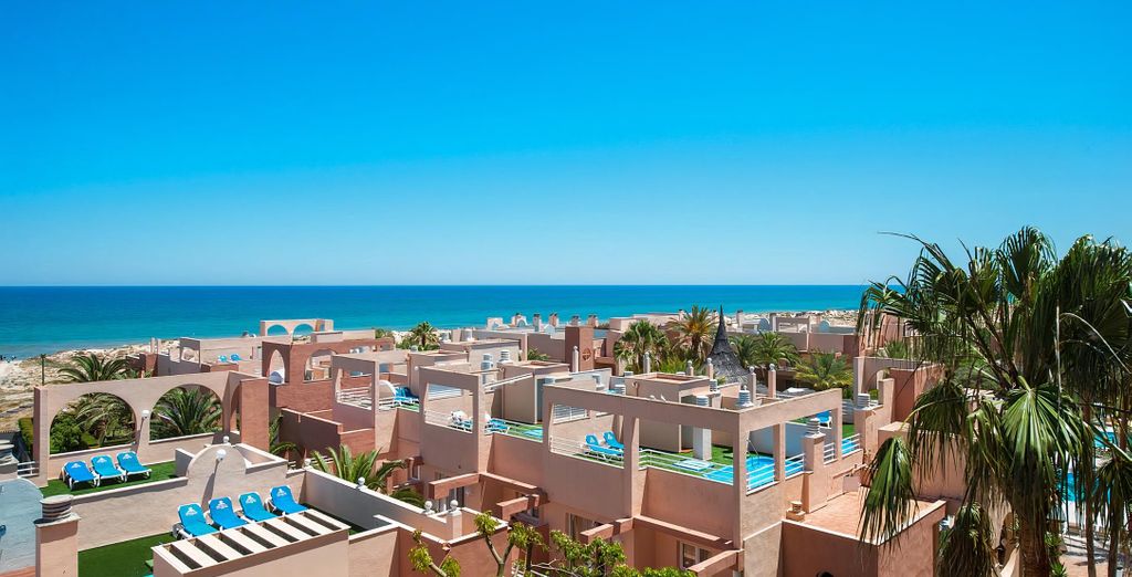 Oliva Nova Beach & Golf Resort 4*