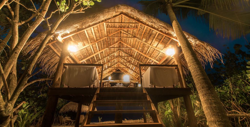 Makunudu Island Resort 4* - Adults Only