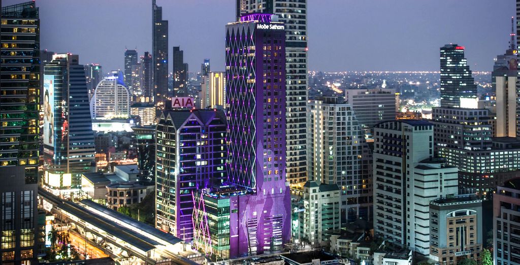 Rawai Palm Beach Resort 4*, Paradise KohYao Resort 4*, Peace Laguna Resort & Spa 4* e possibile pre-estensione al Mode Sathorn Hotel Bangkok 4*