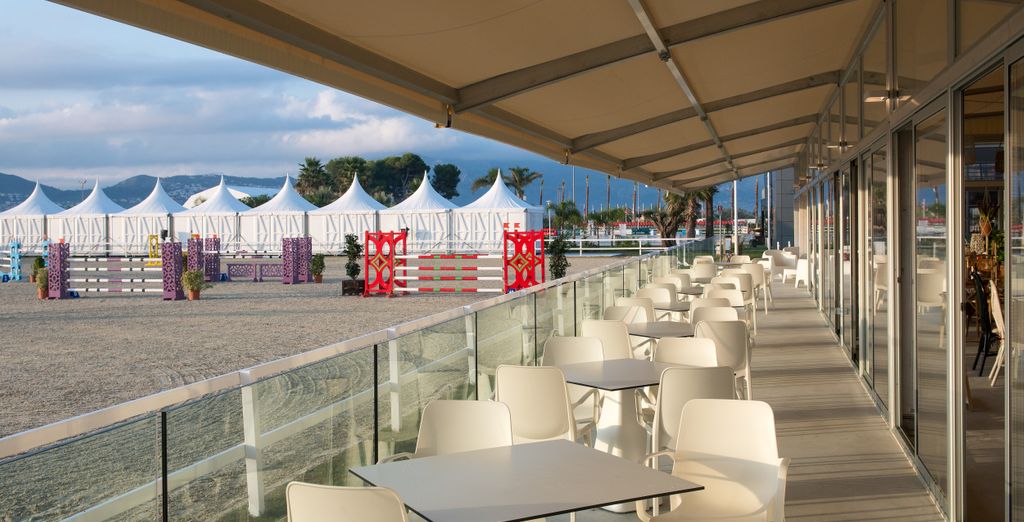 Oliva Nova Beach & Golf Resort 4*