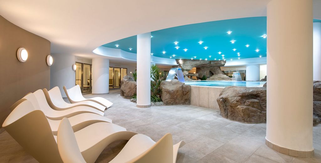 Oliva Nova Beach & Golf Resort 4*