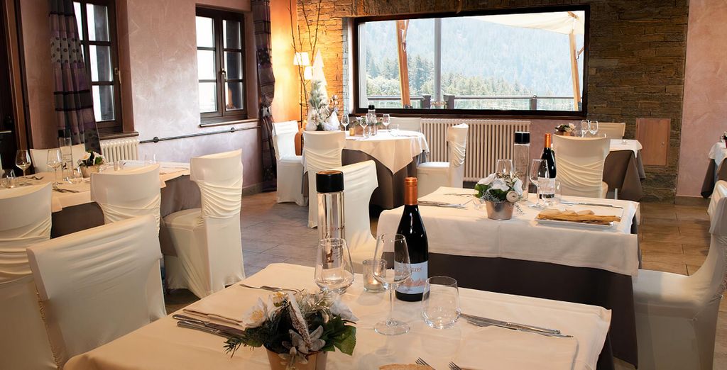 Maison Cly Hotel & Restaurant 4*