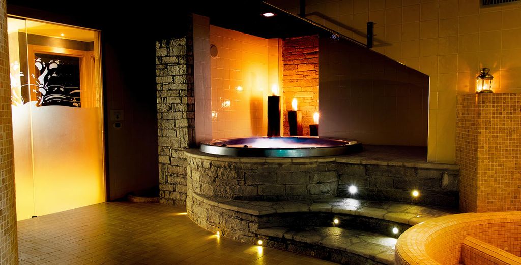 Maison Cly Hotel & Restaurant 4*