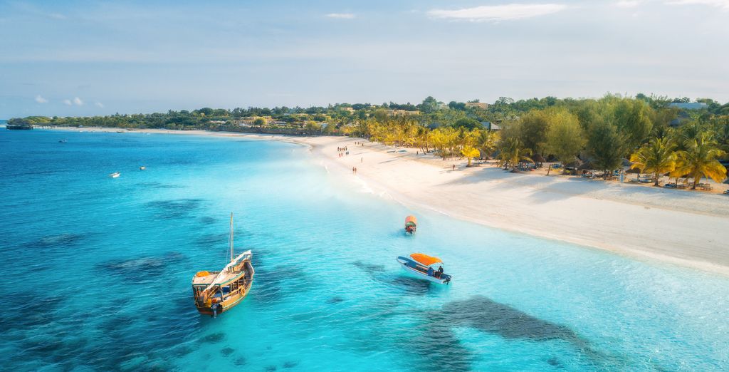 Combinato BlueBay Beach Resort & Spa 5* e Saadani Safari Lodge 4*