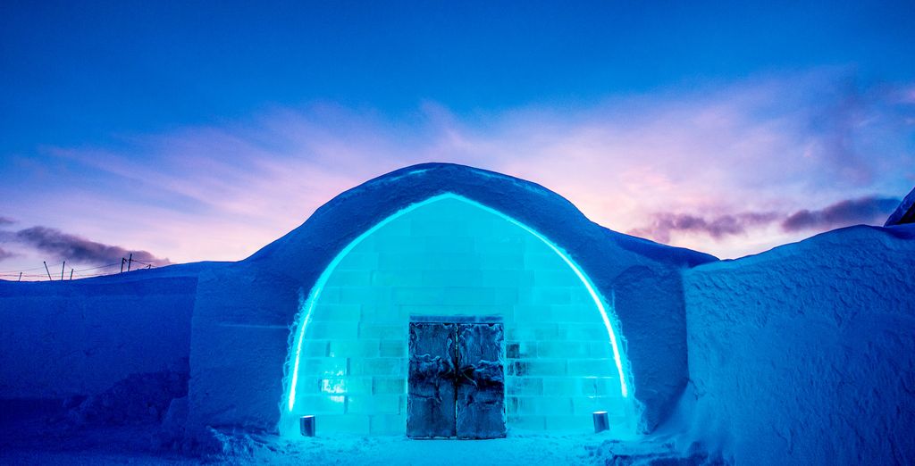 Tour di 5 notti con soggiorno al famoso Icehotel
