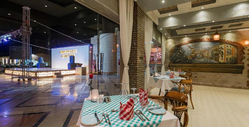 Gravity Hotel & Aqua Park Sahl Hasheesh 5*