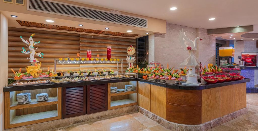 Gravity Hotel & Aqua Park Sahl Hasheesh 5*