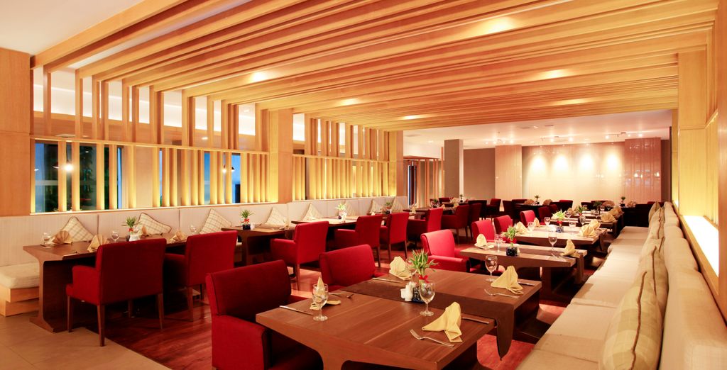 Phuket Graceland Resort & Spa 4*