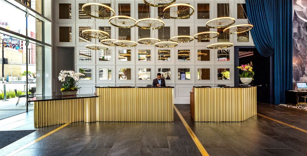 Partite NBA e NFL il 16 e il 17/12/23 e pernottamento all'Hotel Indigo - Los Angeles Downtown 4*