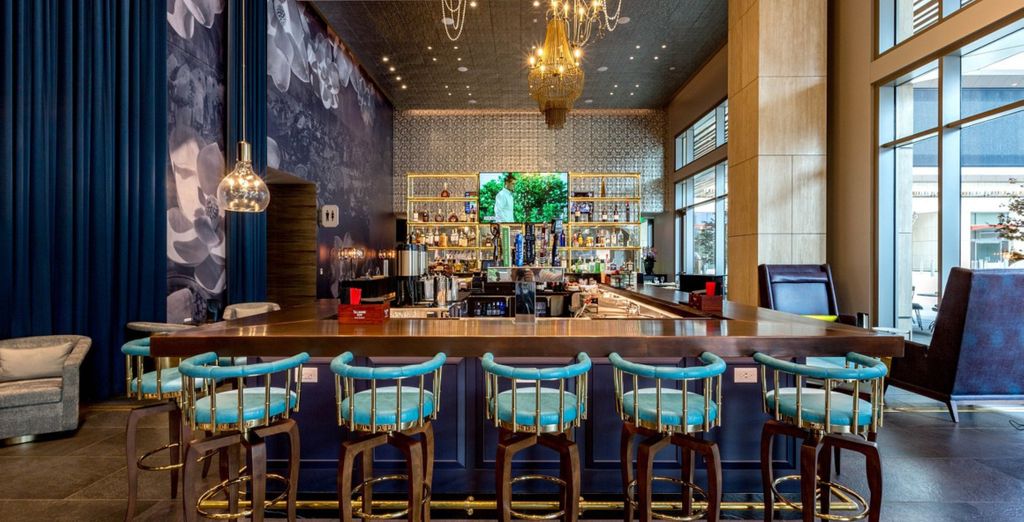 Partite NBA e NFL il 16 e il 17/12/23 e pernottamento all'Hotel Indigo - Los Angeles Downtown 4*