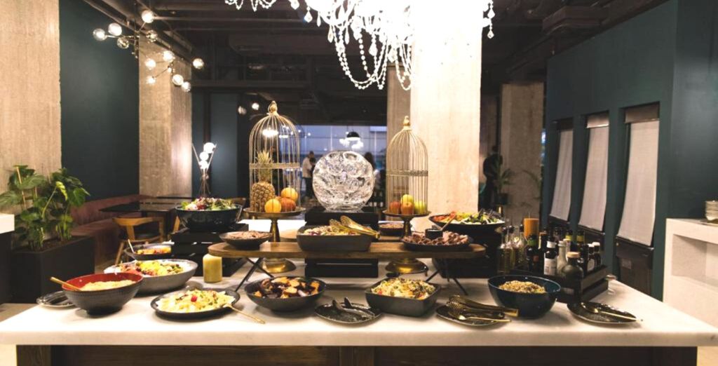 Skylark, Aluma Hotel & Resort 4*