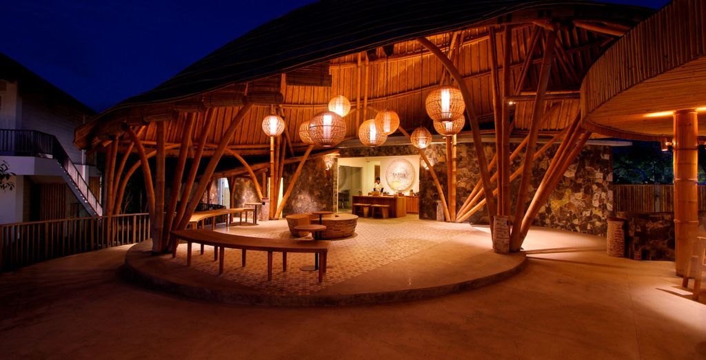 Combinato Alaya Resort Ubud 5*, Kardia Resort Gili 4* e Renaissance Bali Uluwatu Resort & Spa 5*