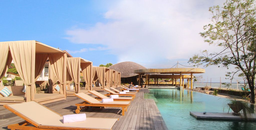 Combinato Alaya Resort Ubud 5*, Kardia Resort Gili 4* e Renaissance Bali Uluwatu Resort & Spa 5*