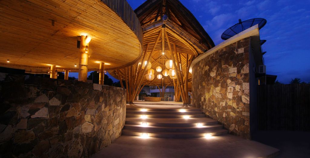 Combinato Alaya Resort Ubud 5*, Kardia Resort Gili 4* e Renaissance Bali Uluwatu Resort & Spa 5*