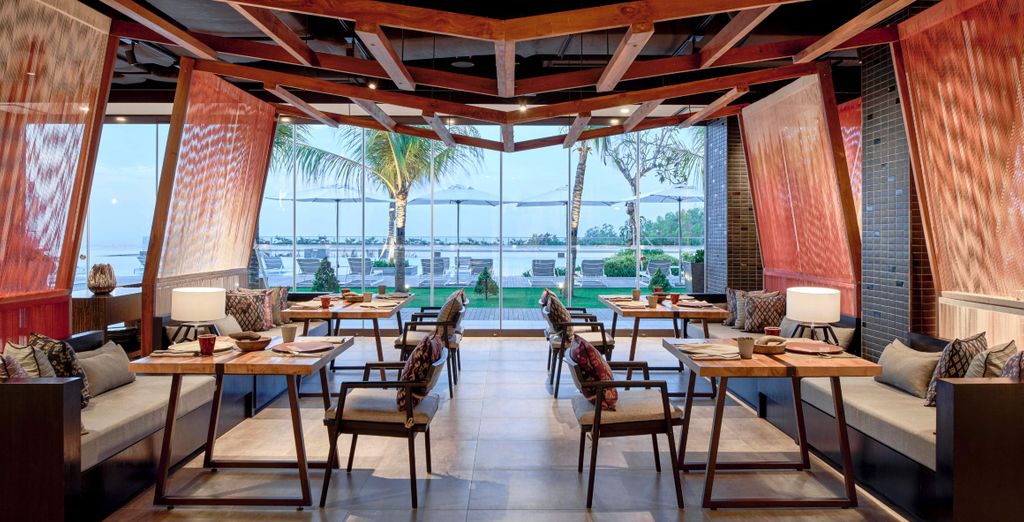 The Mansion Resort 4*, Anema Resort Gili Lombok 5* e Renaissance Bali Uluwatu Resort & Spa 5*
