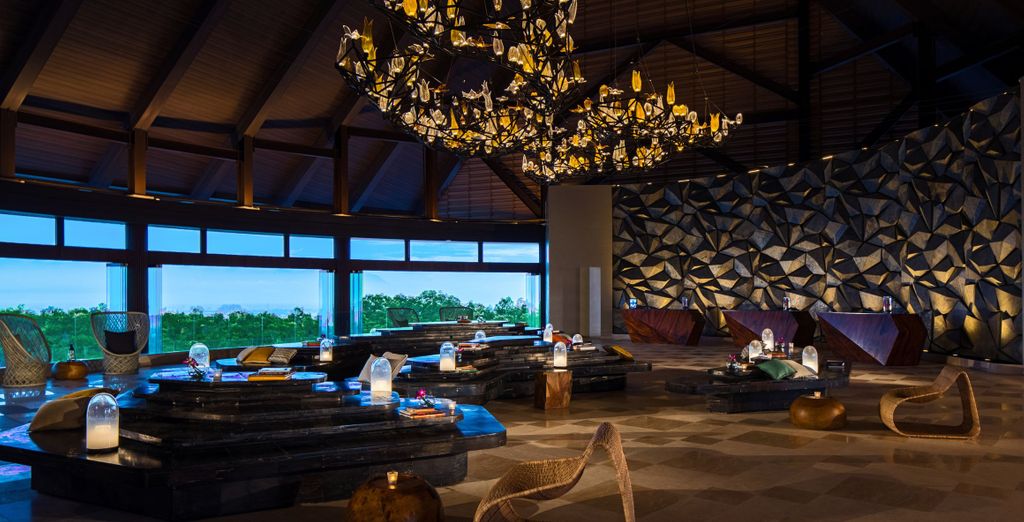 The Mansion Resort 4*, Anema Resort Gili Lombok 5* e Renaissance Bali Uluwatu Resort & Spa 5*