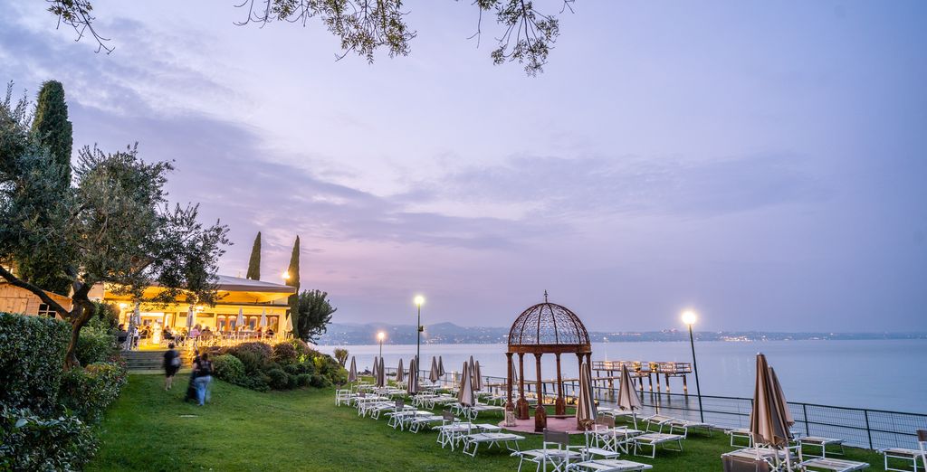 Desenzano Lake Village 4*