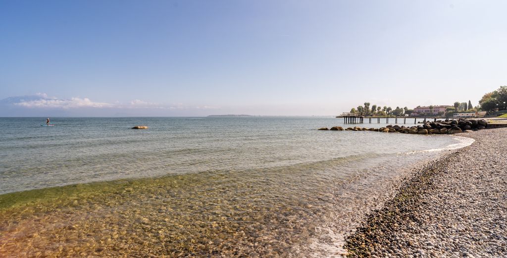 Desenzano Lake Village 4*