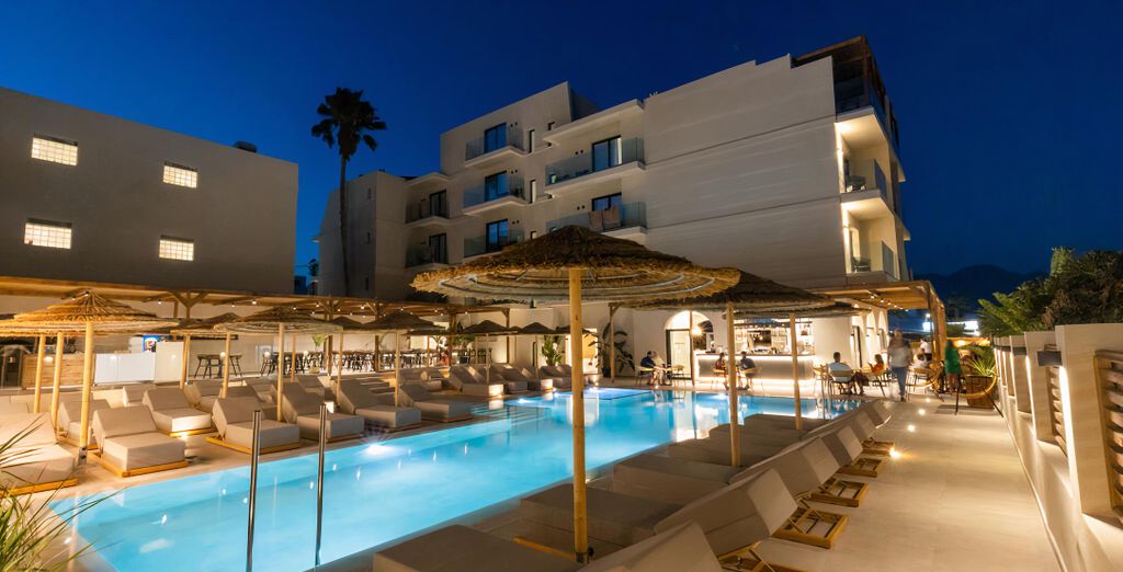 Cabana Blu Hotel & Suites 5*