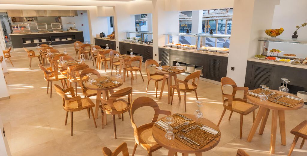 Cabana Blu Hotel & Suites 5*