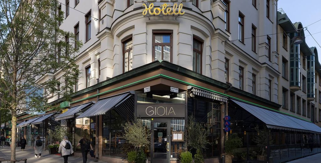 Elite Hotel Adlon 4*