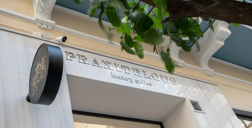 Praxitelous Luxury Suites