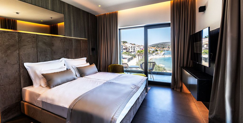 Marinus Beach Hotel 4*