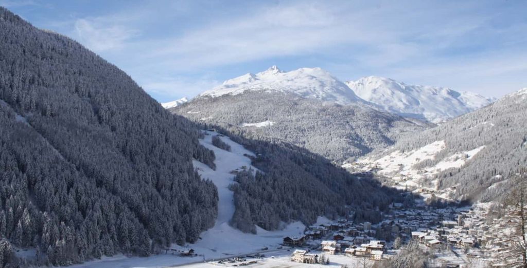 Nira Mountain Resort Futura