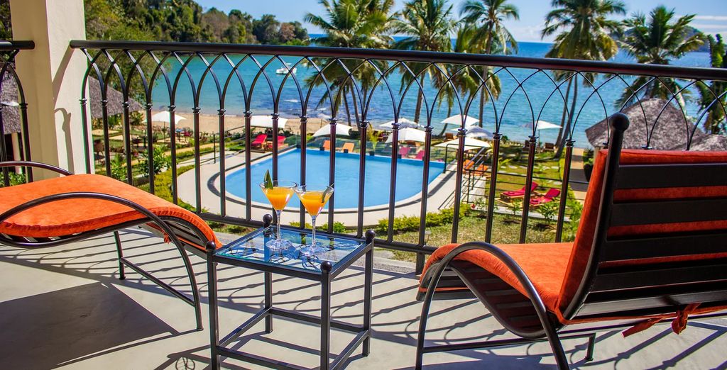 Exora Beach Hotel 4* con crociera in catamarano di 3 notti