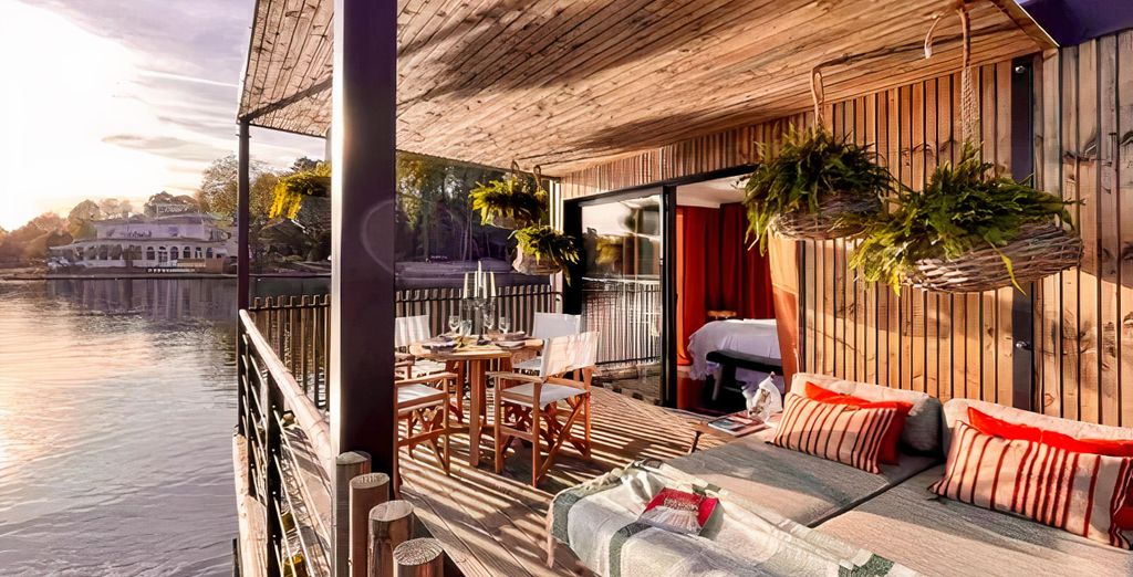Chateau De Brindos 5*