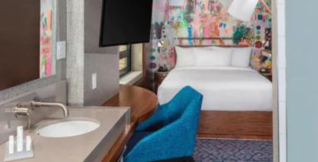 SpringHill Suites o Ameritania Hotel