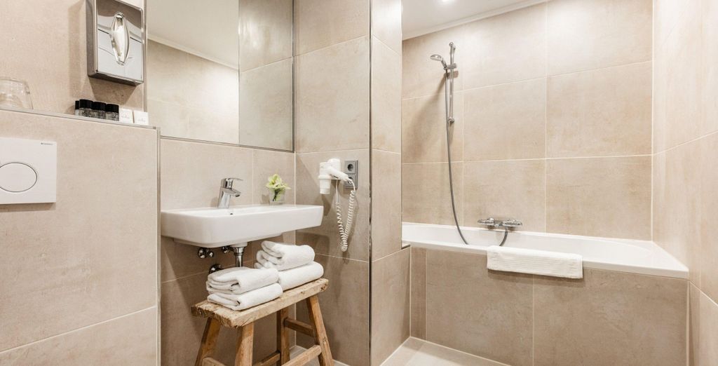 Best Western Delphi Hotel 4*