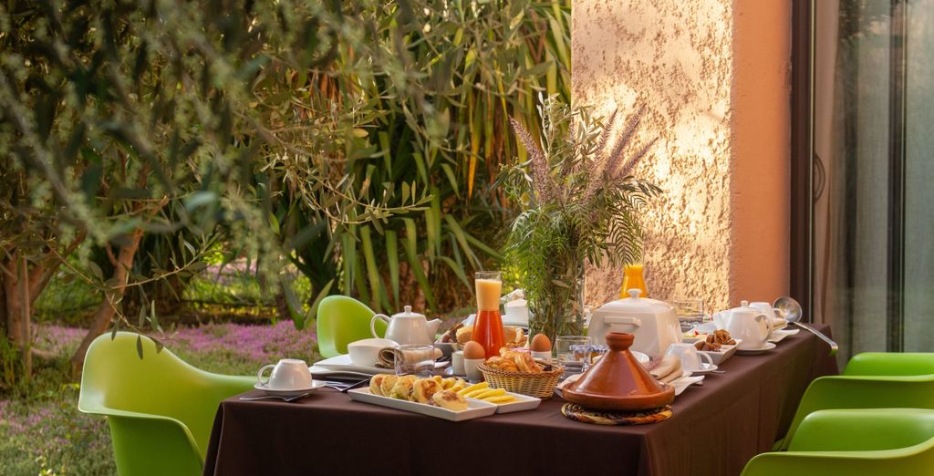 Oasis Lodges 4*