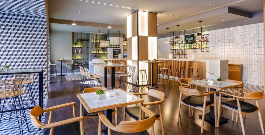 Occidental Granada 4*