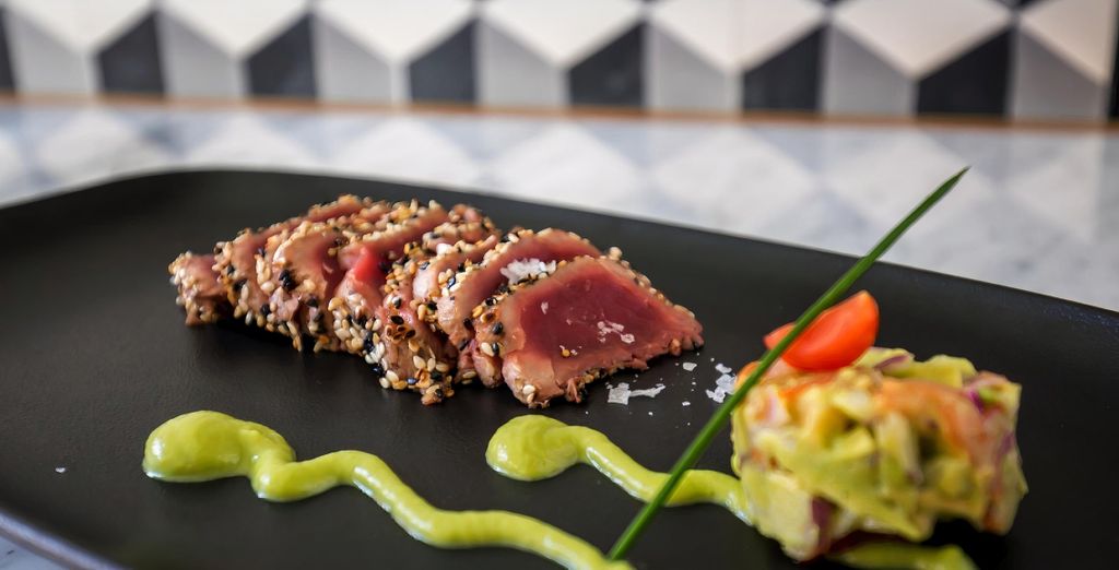 Occidental Granada 4*