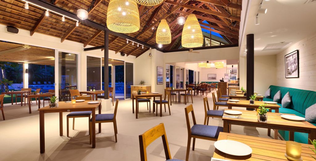 Outrigger Khao Lak Beach Resort 5*