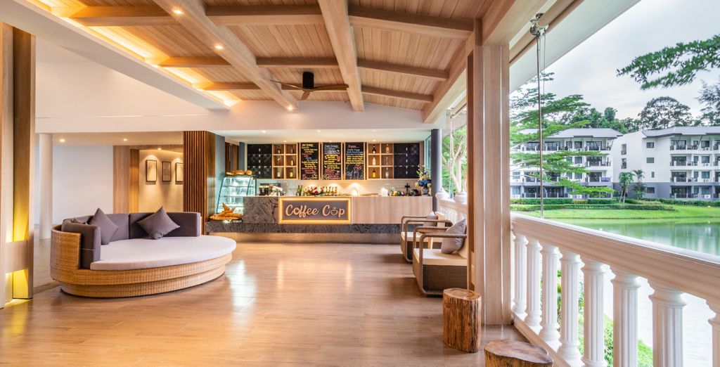 Khao Lak Emerald Beach Resort & Spa 4*