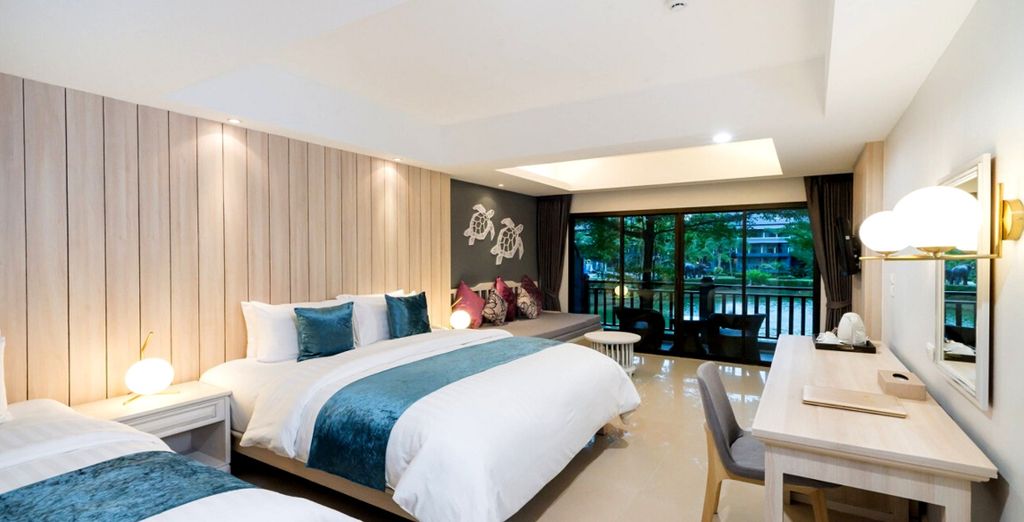 Khao Lak Emerald Beach Resort & Spa 4*