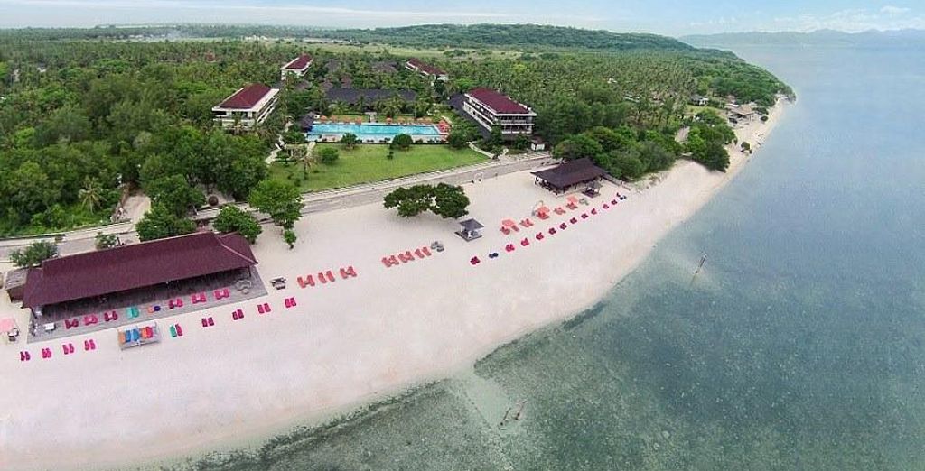 AnandaDara Ubud Resort & Spa 4*, Hotel Ombak Sunset 4* e Renaissance Bali Uluwatu Resort & Spa 5* 