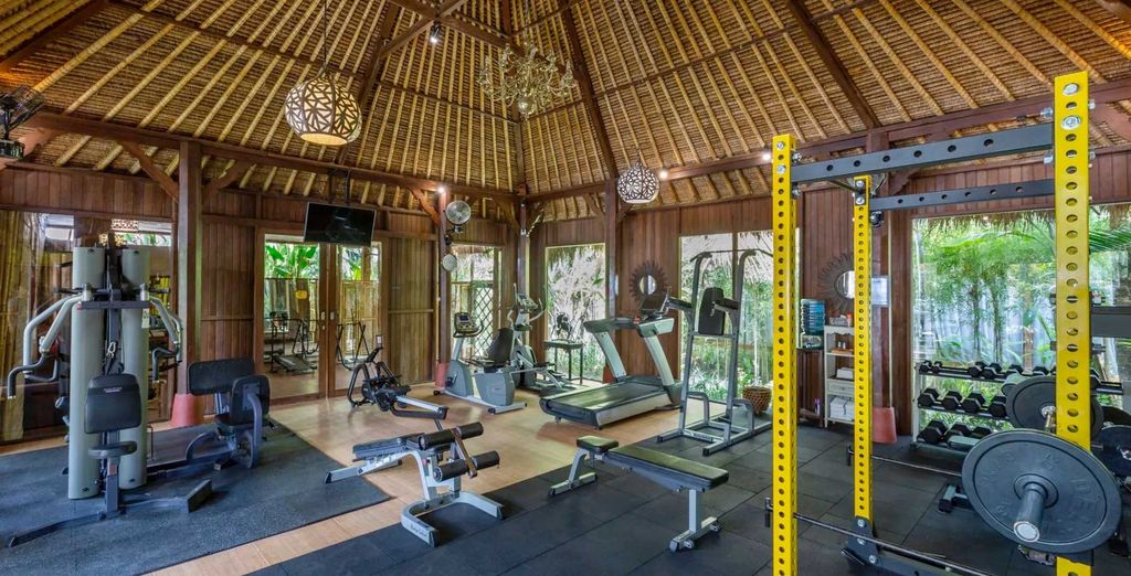 The Mansion Resort 4*, Anema Resort Gili Lombok 5* e Renaissance Bali Uluwatu Resort & Spa 5*