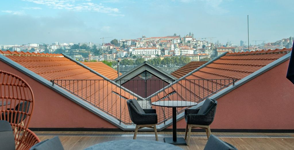 The Lodge Wine & Business Hotel 5*