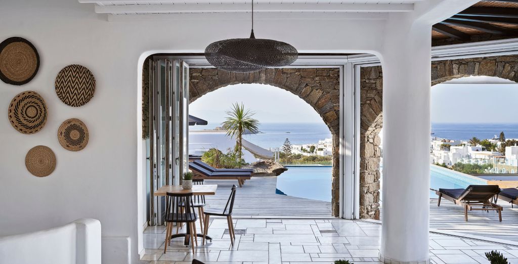 Mr & Mrs White Mykonos 4*