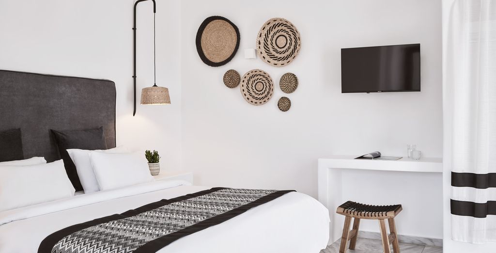 Mr & Mrs White Mykonos 4*